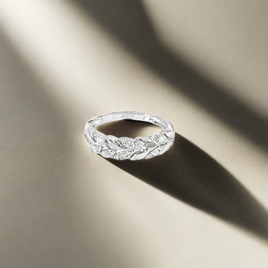Diamond Laurel Band